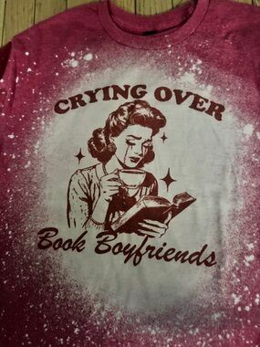 Pink 'Crying Over Book Boyfriends' Short Sleeve Tee sz L